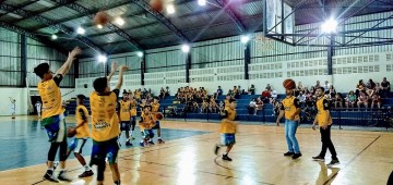 Competição apresenta nova geração de atletas do basquete avareense